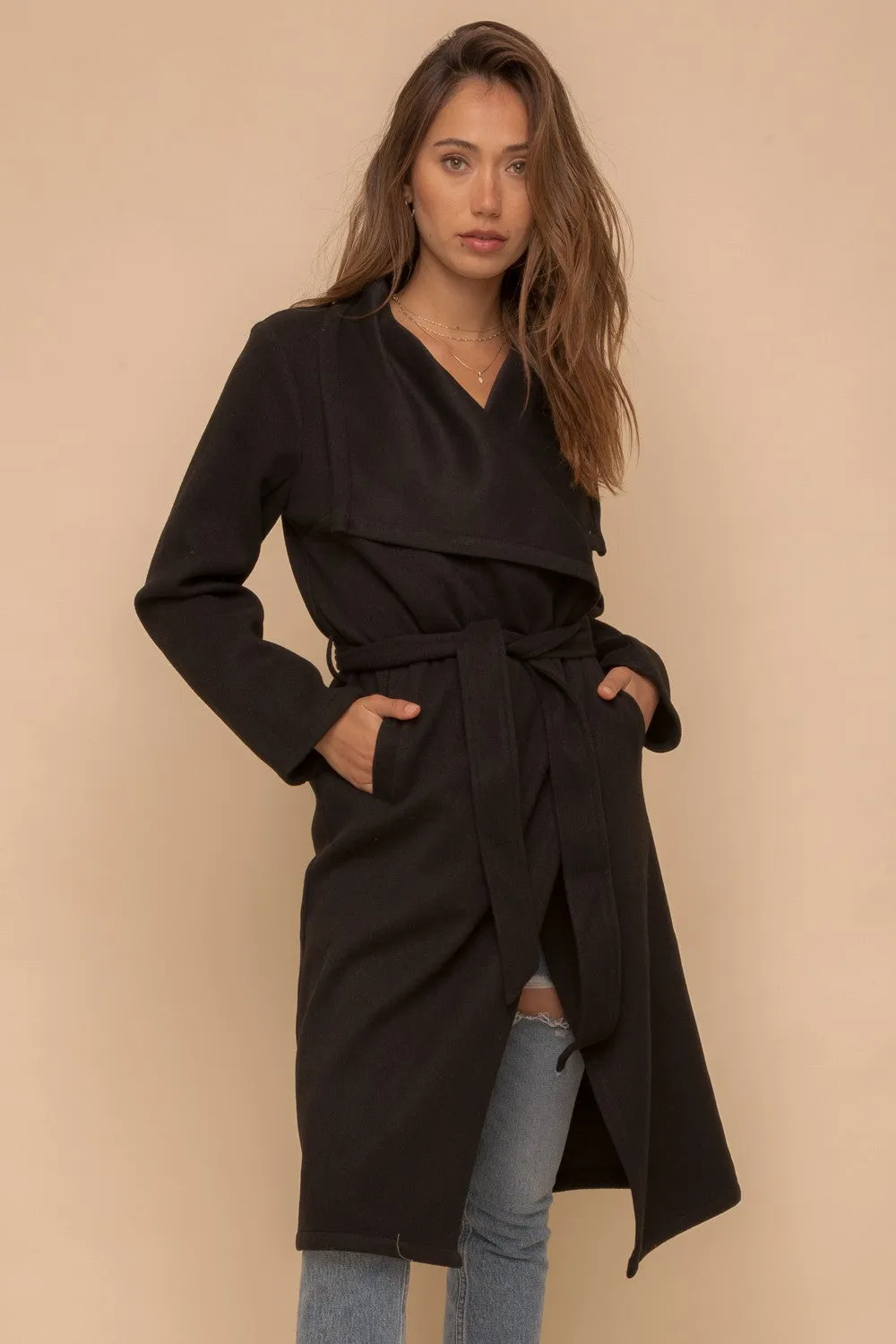 STAYING WARM TRENCH COAT